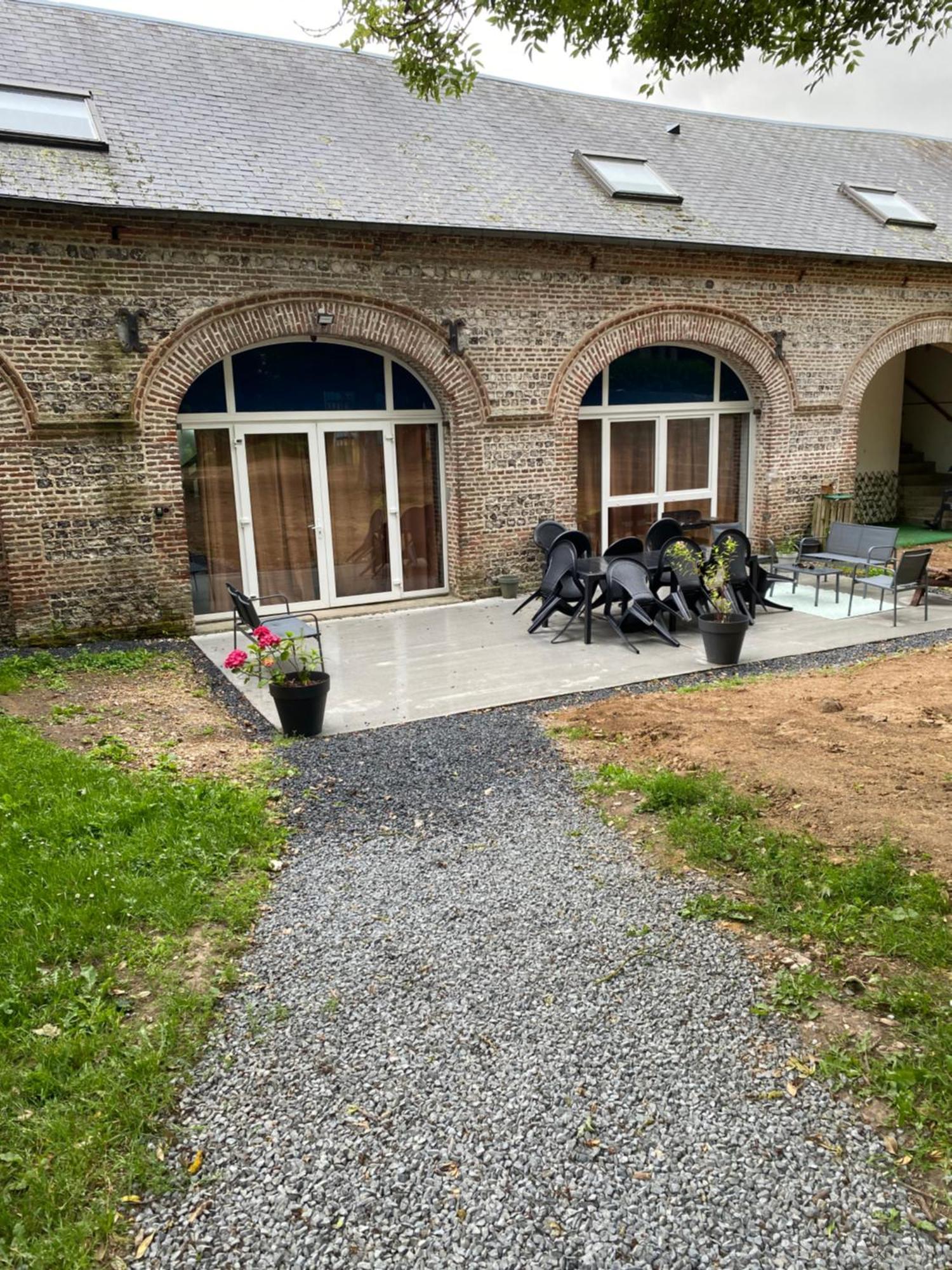 Les gîtes du château du cèdre Manneville-ès-Plains Esterno foto